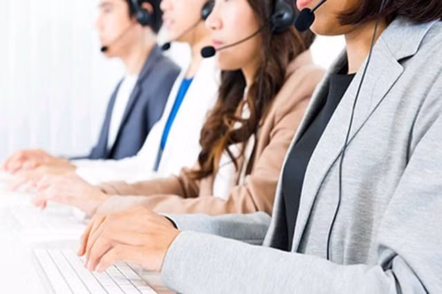Hiện các nhà mạng viễn thông lớn tại Việt Nam đều đã bắt đầu triển khai các biện pháp nhằm ngăn chặn cuộc gọi 