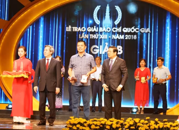 Hội viên nhà báo Ngọc Dũng - HNB Nghệ An đoạt giải B - Giải Báo chí Quốc gia 2018.