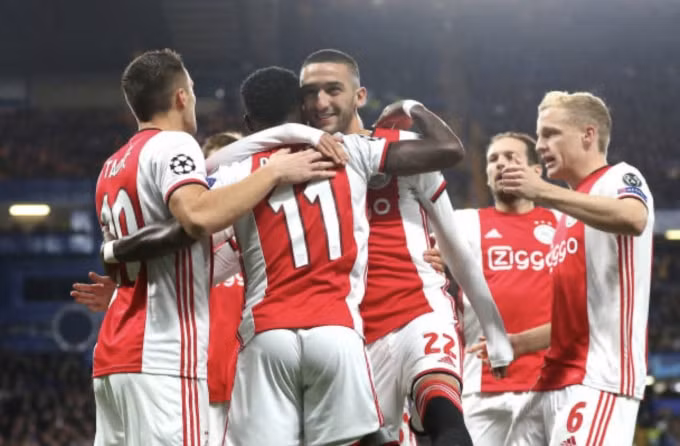 Ajax chơi quá tốt và sớm áp đảo đội chủ nhà Chelsea. Ảnh: Getty