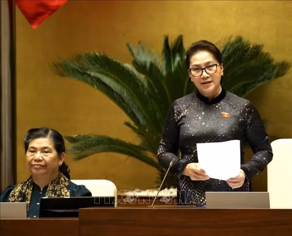 Chủ tịch Quốc hội Nguyễn Thị Kim Ngân phát biểu kết thúc Phiên chất vấn và trả lời chất vấn. Ảnh: TTXVN
