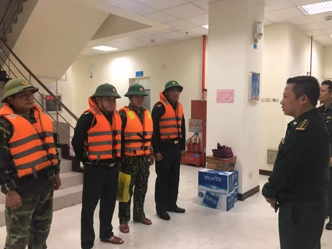 Bộ đội Biên phòng Hà Tĩnh triển khai phương án ứng cứu các nạn nhân bị chìm tàu trên biển