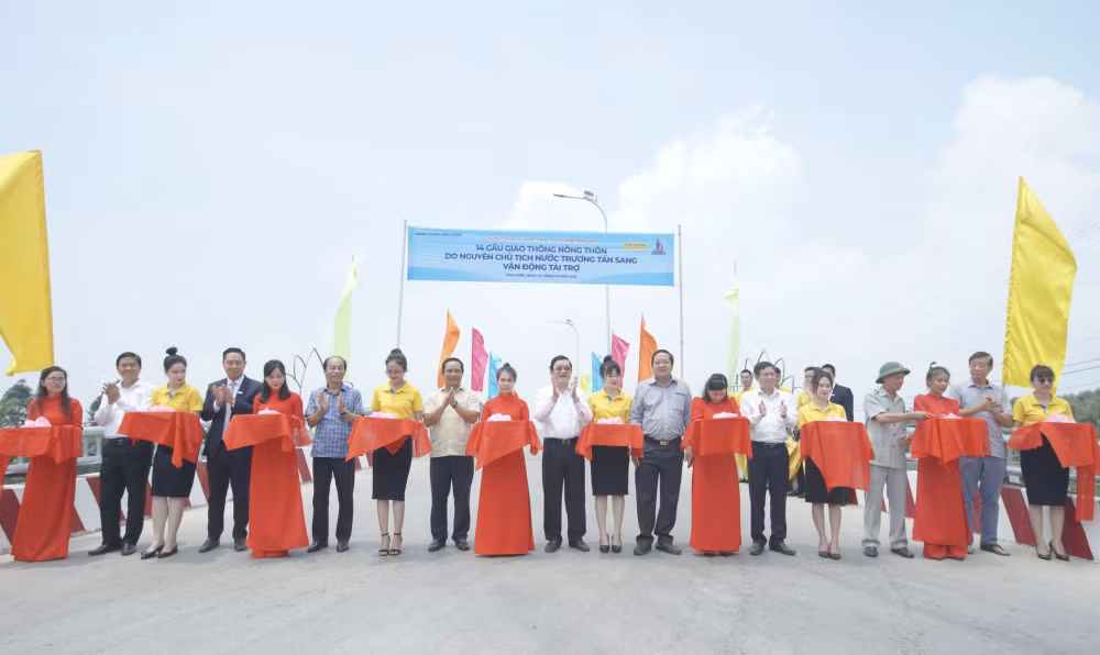 nam a bank tang 10 ty dong xay dung cau giao thong tai tinh long an hinh 1