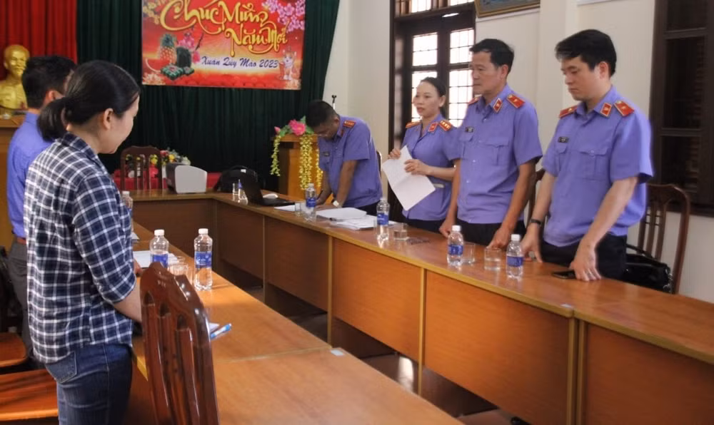 ky luat pho cuc truong cuc thi hanh an dan su tinh quang tri hinh 1
