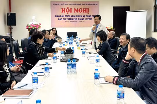 Báo chí Thủ đô tích cực tuyên truyền về kỷ niệm 100 năm Ngày Báo chí cách mạng Việt Nam