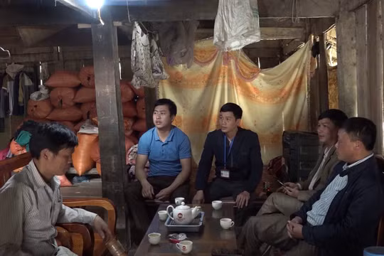 Đầu tư cơ sở hạ tầng thiết yếu, phục vụ sản xuất, đời sống trong vùng đồng bào dân tộc thiểu số