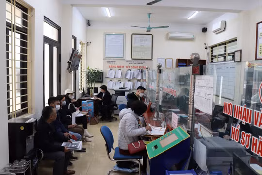 Hà Nội kiểm tra công vụ đột xuất tại phường Mễ Trì, phát hiện nhiều tồn tại cần xử lý