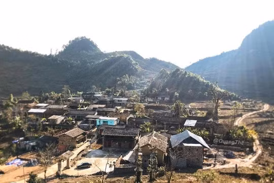 Lô Lô Chải khởi sắc nhờ du lịch