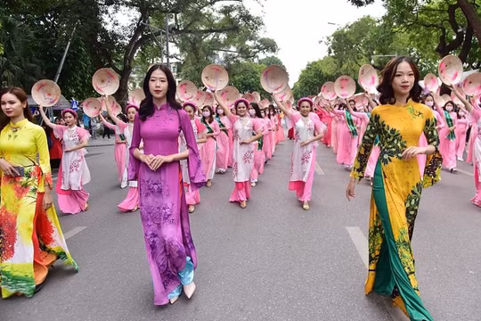 Hàng loạt lễ hội văn hóa, thể thao diễn ra trên cả nước dịp nghỉ lễ 2/9