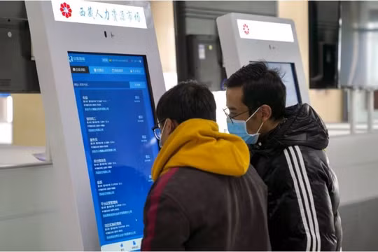 Nhiều du học sinh chọn về nước vì kỳ vọng kinh tế Trung Quốc phục hồi mạnh mẽ