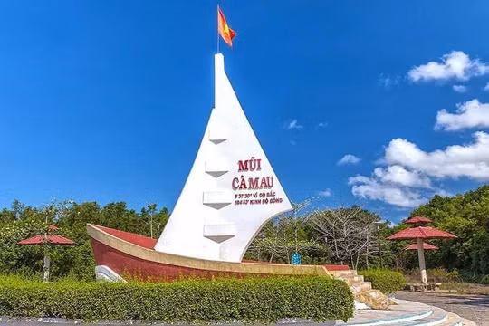 Đất Mũi, điểm du lịch hút khách của Cà Mau