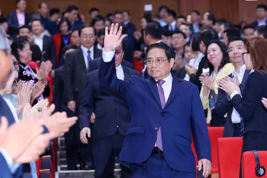 Thủ tướng chủ trì hội nghị triển khai Chương trình hành động về phát triển Vùng Đồng bằng sông Hồng