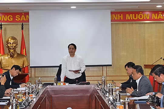Lựa chọn 120 tác phẩm vào chung khảo Giải Búa liềm vàng lần thứ VIII - năm 2023