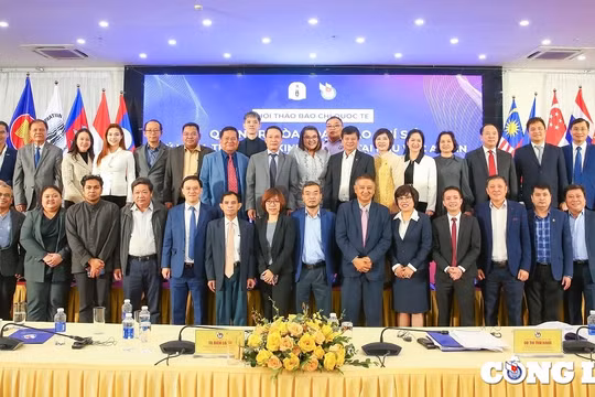 Báo chí các nước ASEAN muốn tạo "thế cân bằng" trước các nền tảng mạng xã hội