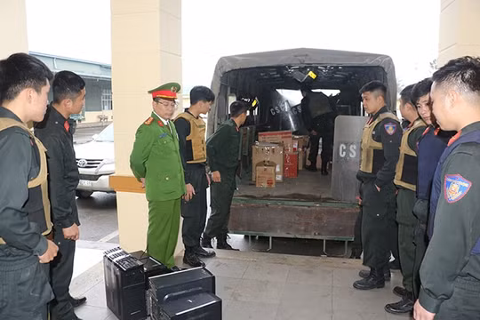 Bắt hàng loạt cán bộ tại Trung tâm đăng kiểm xe cơ giới tỉnh Nghệ An