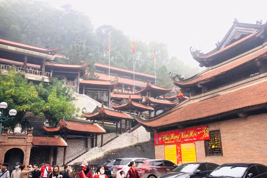 Hà Nội: Mới lạ tour du lịch tâm linh kết hợp chăm sóc sức khỏe