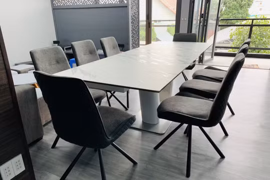Bộ Công Thương áp dụng biện pháp chống bán phá giá bàn ghế từ Trung Quốc