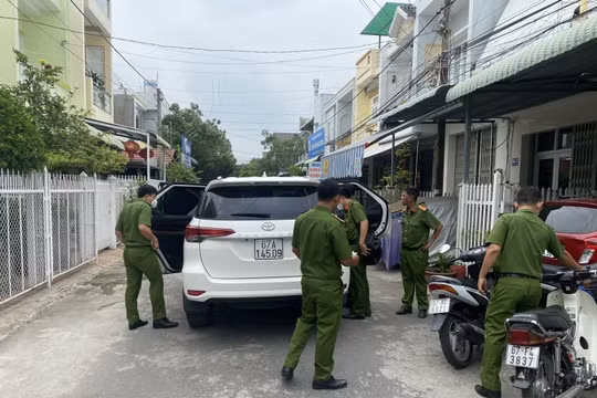 Bắt Phó Chánh Thanh tra tỉnh cùng nhiều lãnh đạo huyện Chợ Mới tỉnh An Giang