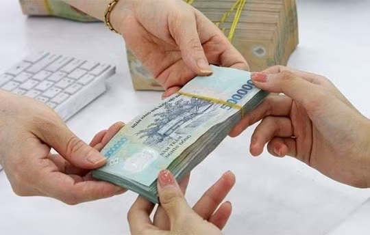 Đề xuất trả lương, thưởng Tết cho người lao động trước khi nghỉ Tết Nguyên đán ít nhất 20 ngày