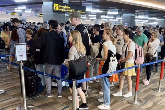 Làn sóng nhà giàu Nga đổ xô đến Phuket