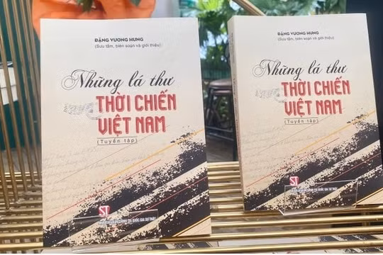 Giao lưu "Những trang viết từ chiến trường" nhân kỷ niệm 69 năm Chiến thắng Điện Biên Phủ