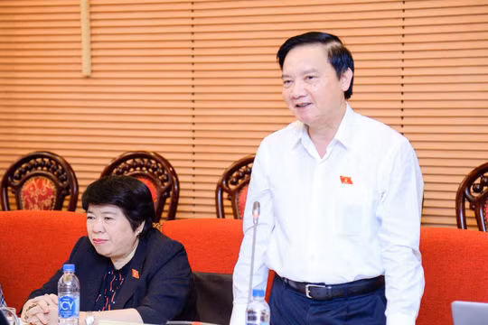 Cơ chế tài chính và giá chưa tạo động lực cho sự phát triển của y tế cơ sở, y tế dự phòng