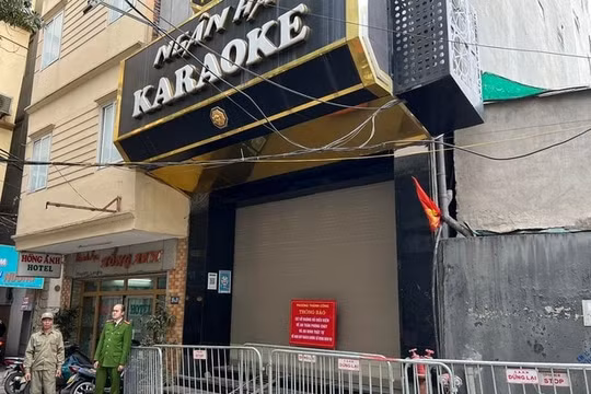 Tổ chức cho khách nhảy múa thoát y, cơ sở karaoke bị phạt 180 triệu đồng