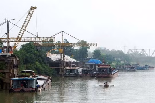 Bảo đảm ATGT đường thủy trước ảnh hưởng của cơn bão số 2