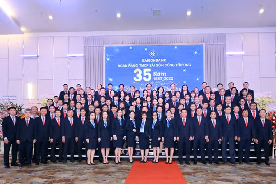 Chất lượng tín dụng giảm sút, dòng tiền kinh doanh âm nặng, Saigonbank (SGB) bất ngờ “gạt” ông Nguyễn Cao Trí khỏi HĐQT