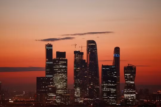 Nga nâng dự báo tăng trưởng GDP năm 2023, giá dầu Brent tăng nhẹ