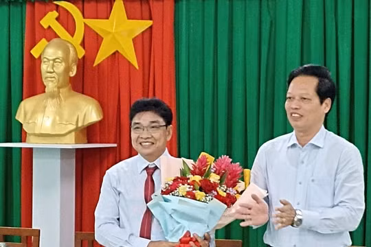 Ông Văn Công Hùng được bổ nhiệm làm Chủ tịch Hội Nhà báo tỉnh Tiền Giang