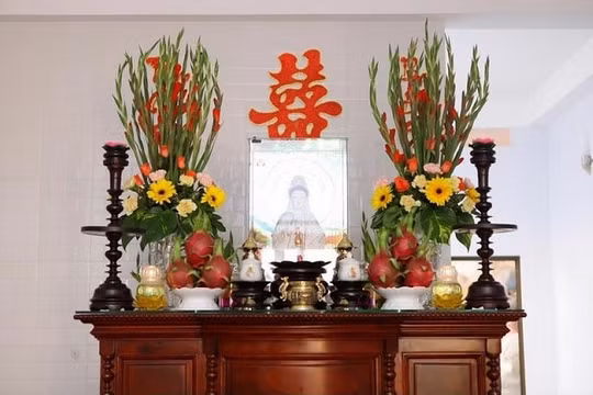 Hoa Tết nên cắm bao nhiêu bông đúng chuẩn phong thủy?