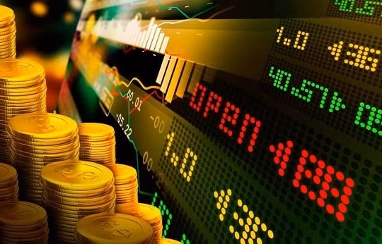 Nhà đầu tư đang “chê” chứng khoán, tiền có chuyển sang vàng?