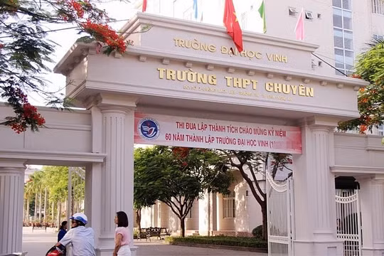 Vụ nữ sinh tự tử: Trường Đại học Vinh báo cáo Bộ Giáo dục và Đào tạo