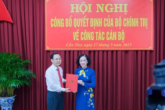 Ông Nguyễn Văn Hiếu được điều động giữ chức Bí thư Thành ủy Cần Thơ