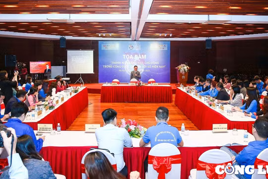 Chuyển đổi số báo chí: "Nội dung là vua, còn công nghệ là nữ hoàng"
