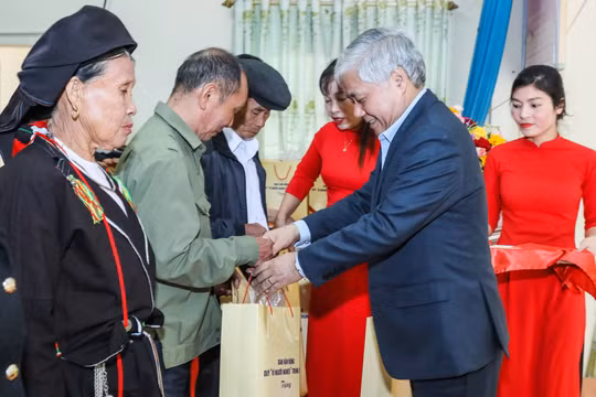 Gần 9.000 tỷ đồng ủng hộ Quỹ 'Vì người nghèo' và an sinh xã hội trong năm 2022