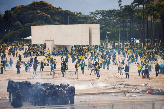 Các nhà lãnh đạo toàn cầu lên án vụ bạo loạn Brazil