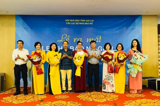 Hội Nhà báo tỉnh Gia Lai ra mắt Câu lạc bộ Nhà báo nữ tỉnh Gia Lai