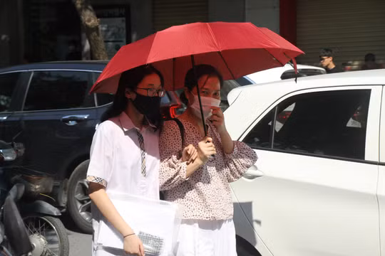 Hà Nội công bố điểm chuẩn vào trường chuyên