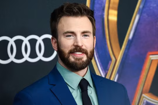 "Đội trưởng Mỹ" Chris Evans từ bỏ sử dụng mạng xã hội