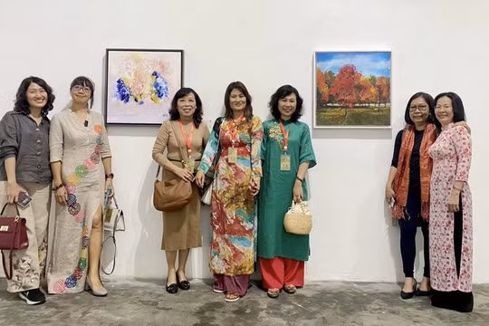 Triển lãm Nghệ thuật Quốc tế nữ Journey Of Friendships sẽ là sự kiện thường niên