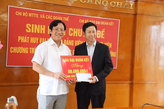 Báo Đại Đoàn Kết hỗ trợ xây nhà cho người nghèo tại huyện Mù Cang Chải