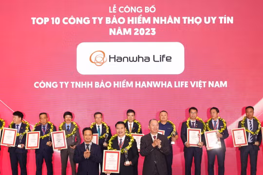 Hanwha Life Việt Nam liên tục giữ vững danh hiệu Công ty bảo hiểm uy tín