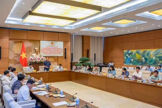 Việc lồng ghép nguồn vốn giữa các Chương trình mục tiêu quốc gia khó thực hiện