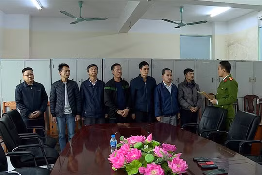 Khởi tố 2 giám đốc Trung tâm đăng kiểm xe cơ giới và nhiều đăng kiểm viên tại Hưng Yên