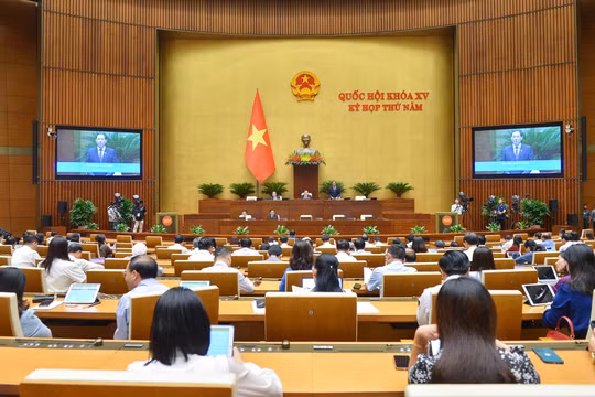 Sĩ quan công an được xét thăng hàm từ Đại tá lên Thiếu tướng phải còn ít nhất đủ 3 năm công tác