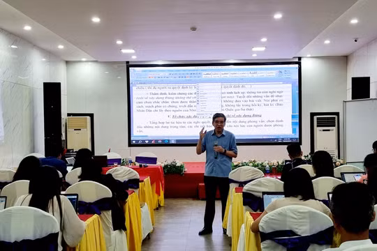 Viết về xây dựng Đảng như thế nào cho hấp dẫn?