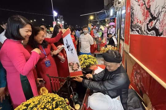 TP Hồ Chí Minh khai mạc Hội hoa xuân Quý Mão 2023