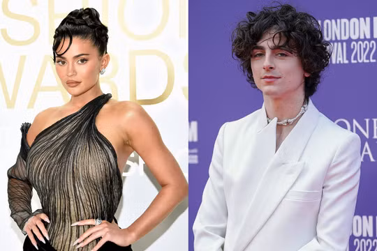 Kylie Jenner bị lộ ảnh đến nhà riêng của Timothée Chalamet