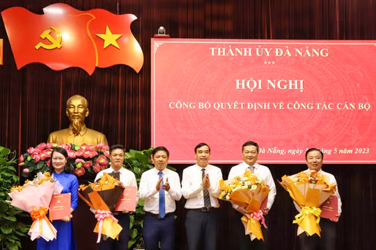 Đà Nẵng: Bổ nhiệm Chủ tịch UBND quận Cẩm Lệ và nhiều cán bộ cấp sở